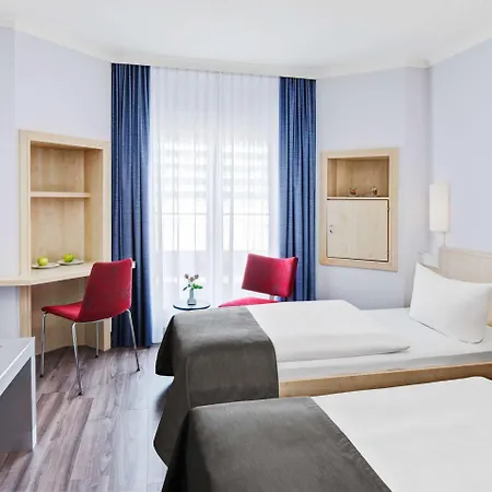 Hotel Intercityhotel 4*