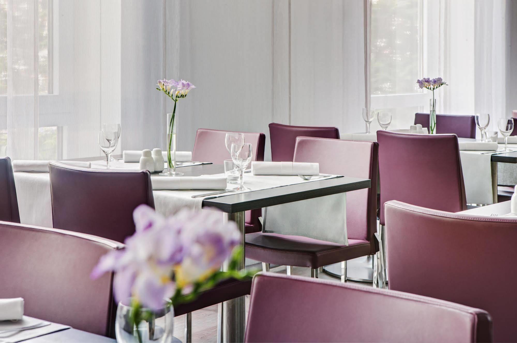 Hotel Intercityhotel 4*