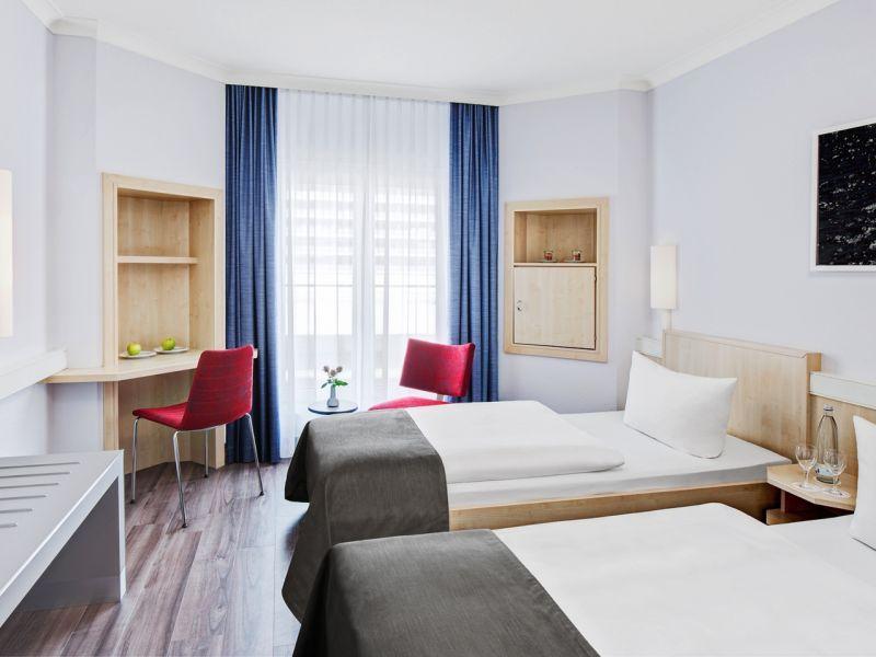 Intercityhotel 4*